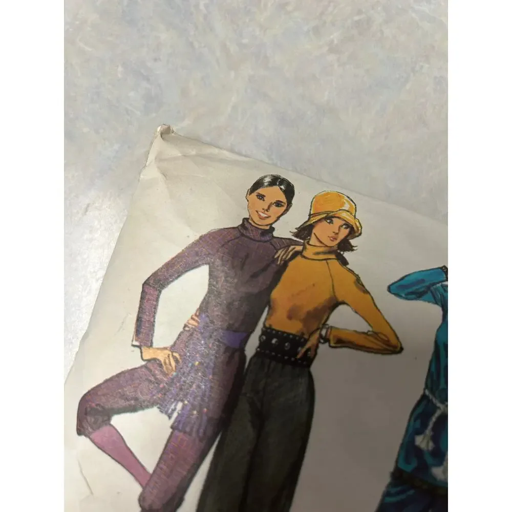 Vintage 1970's Simplicity Pattern #9556 Pants Knickers Gauchos Top‎ Miss Size 14